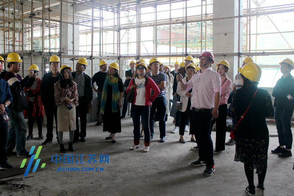 園區(qū)建設(shè)過半 120余位“業(yè)主”走進(jìn)中南高科常州武進(jìn)創(chuàng)智云谷