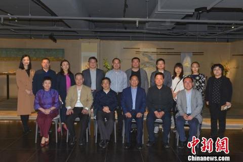專(zhuān)家：城市戶(hù)籍吸引力正下降 戶(hù)口到底意味著什么